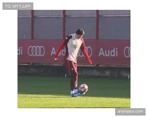 拜仁中场看似运转流畅，实则缺个关键连接点，问题藏不住了